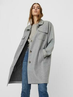 Fedeste oversized jakke fra Vero Moda Curve Fedeste oversized jakke fra Vero Moda Curve