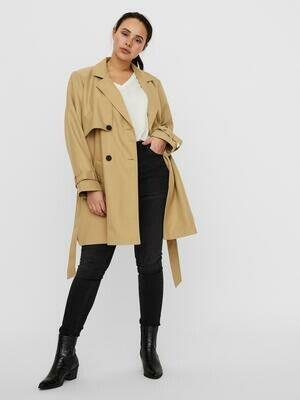 Megafin trenchcoat fra Vero Moda Curve Megafin trenchcoat fra Vero Moda Curve