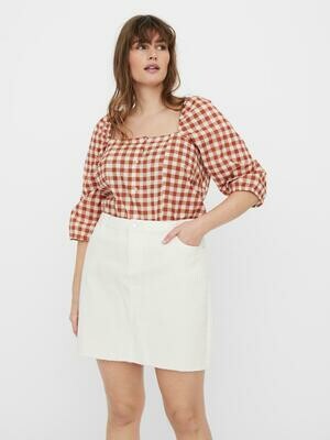 Sød ternet bluse fra Vero Moda Curve Sød ternet bluse fra Vero Moda Curve