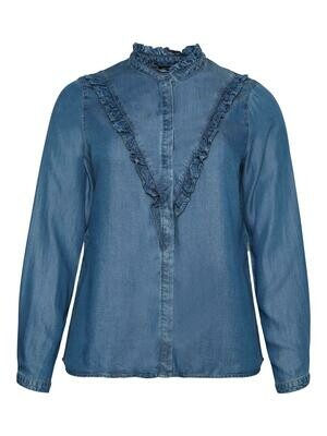 Sød denim skjorte fra Vero Moda Curve Sød denim skjorte fra Vero Moda Curve