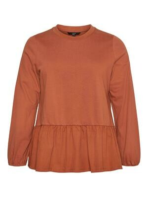 Bluse med peplum fra Vero Moda Curve Bluse med peplum fra Vero Moda Curve