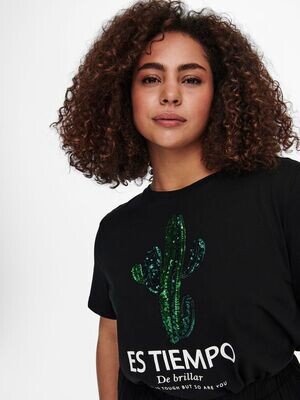 Cool t-shirt med pailetter fra Carmakoma. Cool t-shirt med pailetter fra Carmakoma.