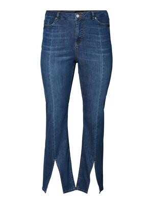 Cool jeans med slids fra Vero Moda Curve Cool jeans med slids fra Vero Moda Curve