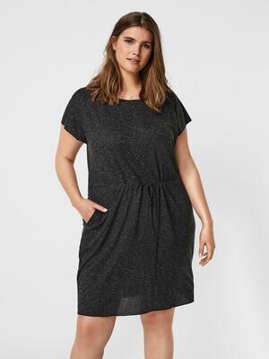 Sommerkjole med snøreeffekt fra Vero Moda Curve Sommerkjole med snøreeffekt fra Vero Moda Curve