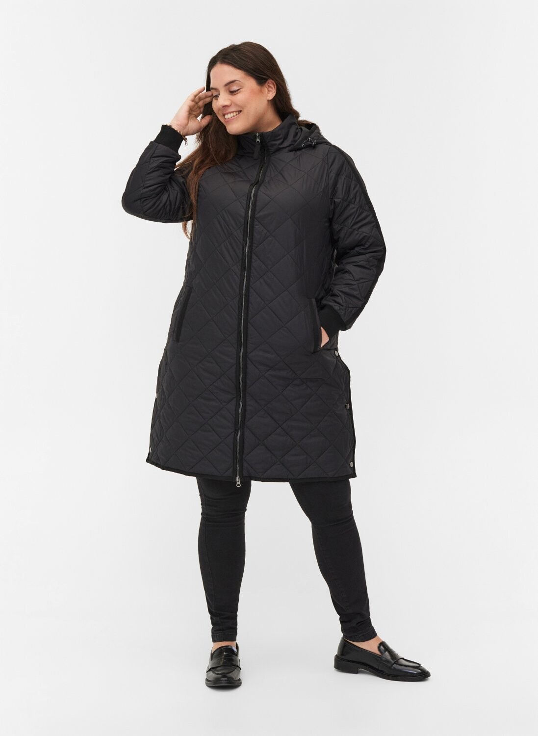 Ternet jakke med uld fra Zizzi – Shop – PLUSPIGE | Tøj til kurvede kvinder