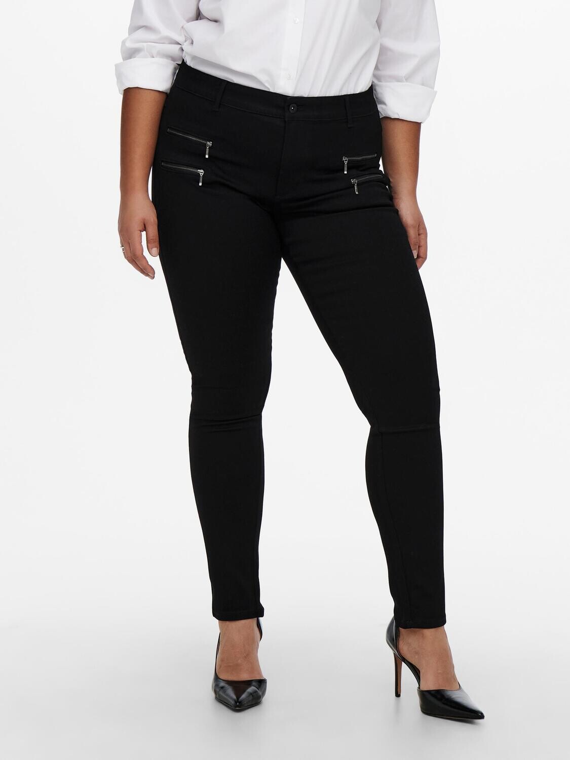 Sorte jeans med fede lynlåsdetaljer fra Carmakoma