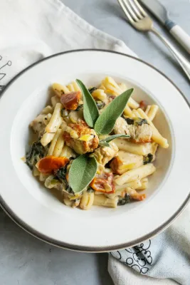 CREAMY CHICKEN WITH SPINACH