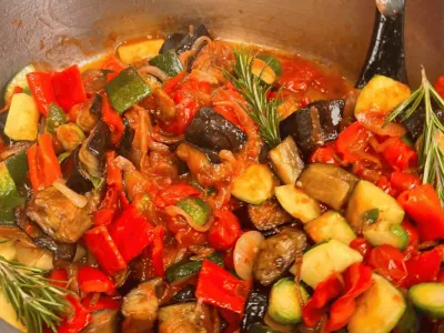MIDETERRANEAN VEGETABLES IN TOMATO SAUCE