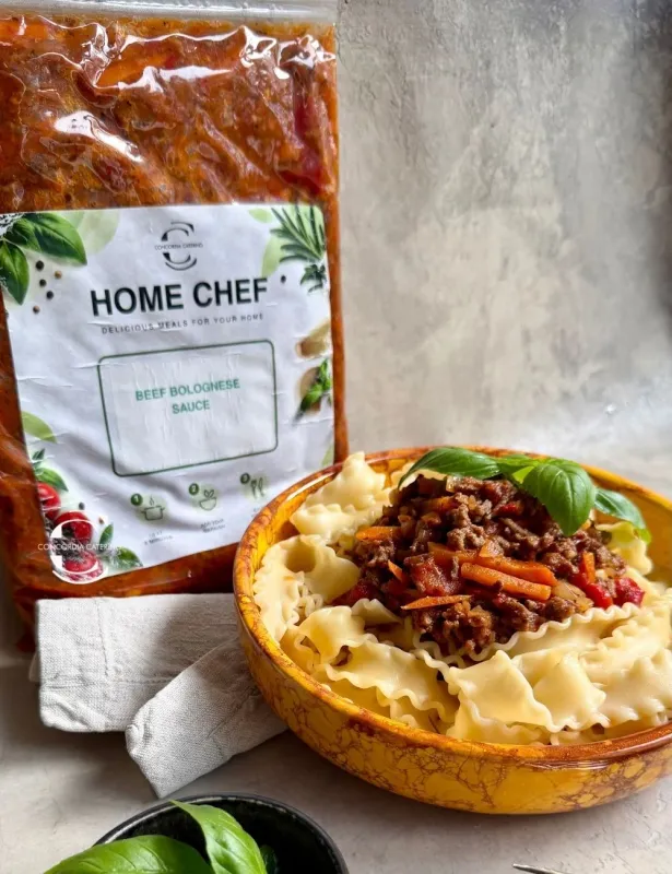BEEF BOLOGNESE SAUCE WITH VEGETABLES