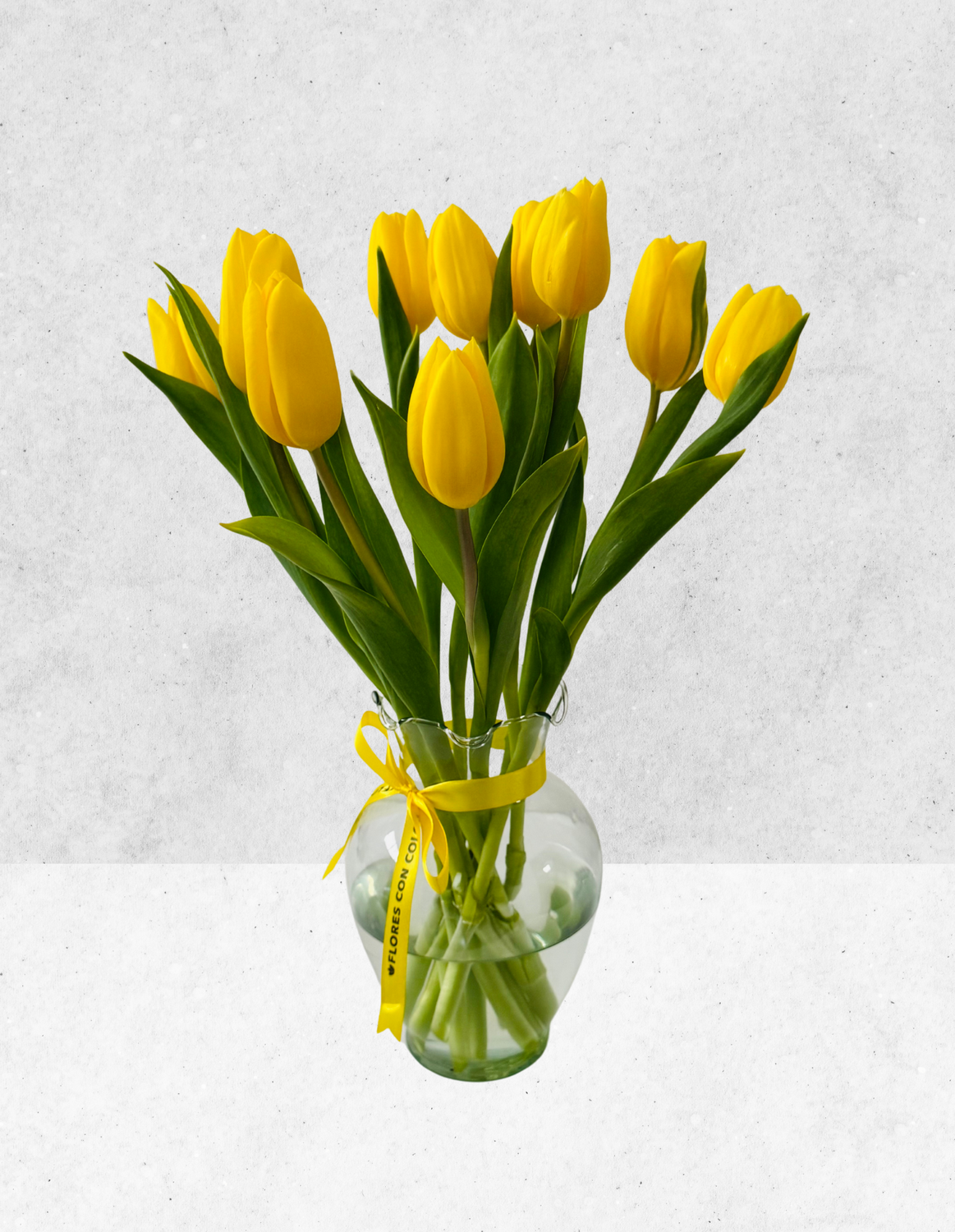 🌼JARRÓN 10 TULIPANES