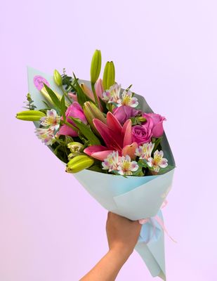 RAMO ROSAS &amp; LILYS