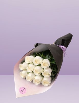 RAMO DE ROSAS BLANCAS