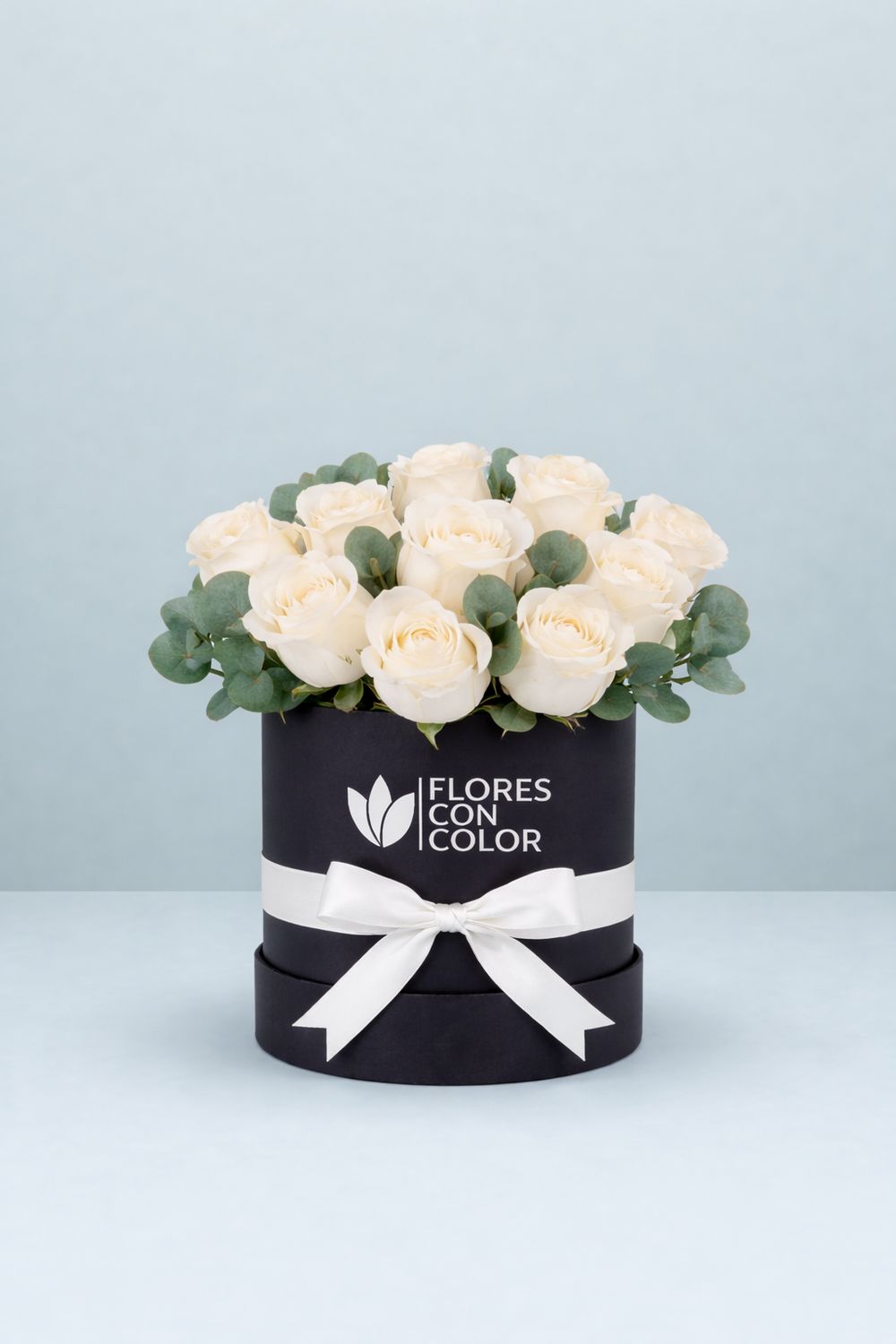 CAJA 12 ROSAS BLANCAS