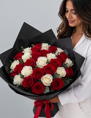 ⚜️RAMO DE 50 ROSAS