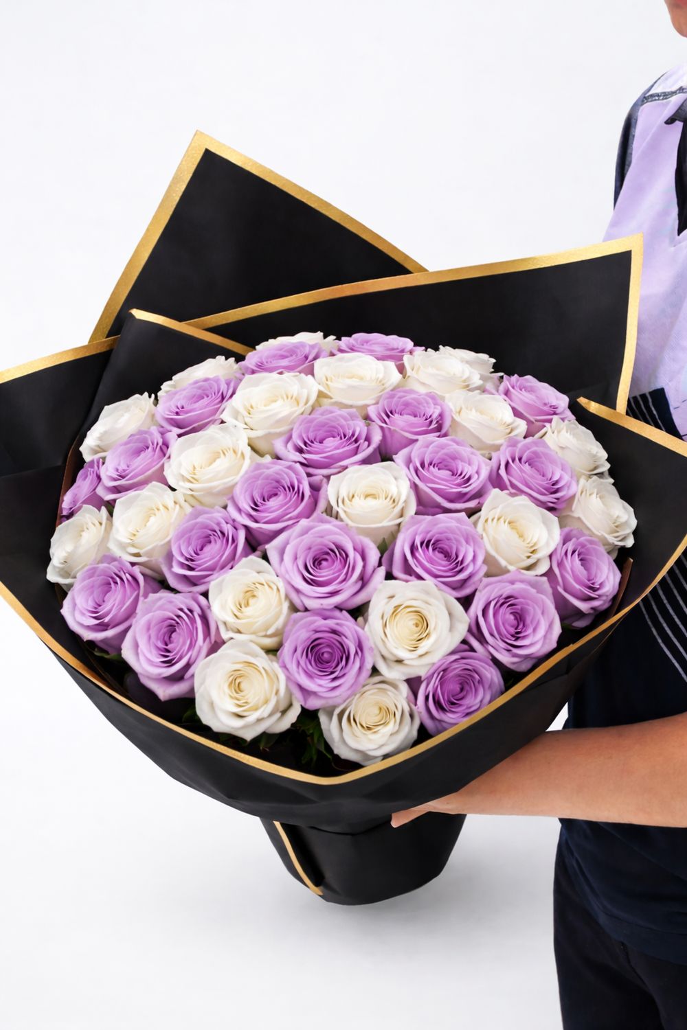 ⚜️RAMO DE 50 ROSAS