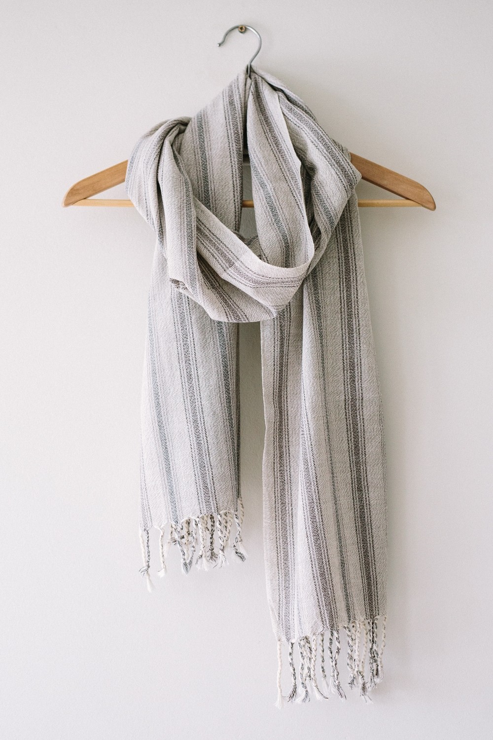 SULTAN GREY SCARF