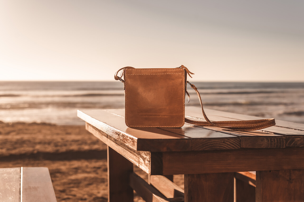 THE CUBE SATCHEL