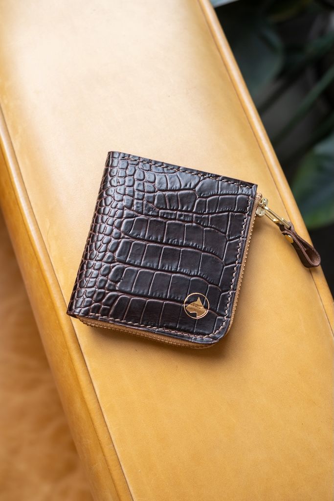 L-SHAPE ZIPPER WALLET