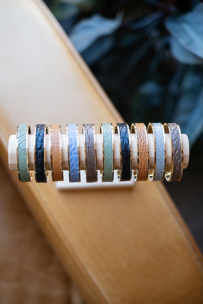 18K GOLD PLATED STAINLESS STEEL CUFF BRACELETS