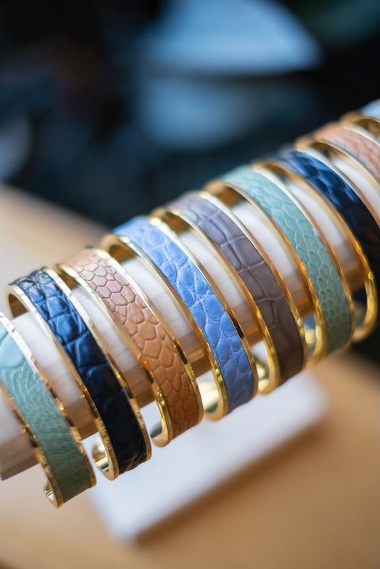 L E D JEWELLERY