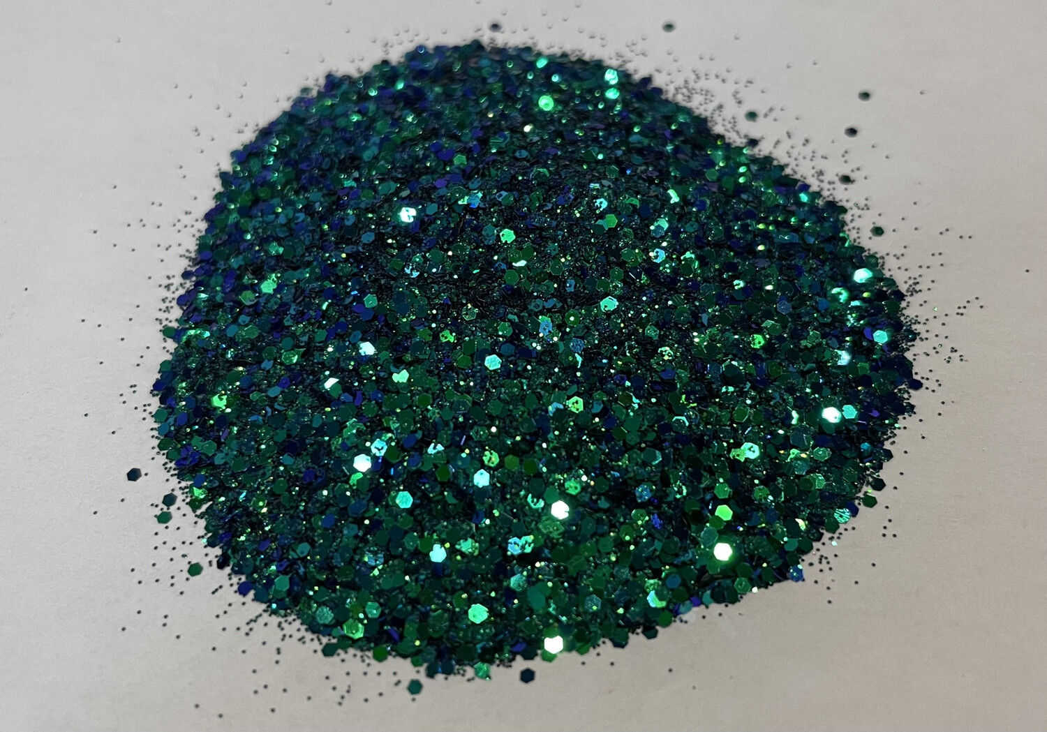 Diamond Emerald Chameleon Glitter 1oz