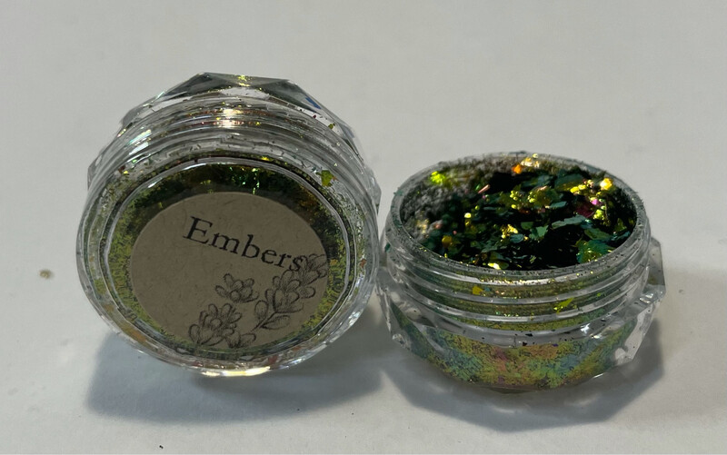 Embers Chameleon Flakes 2gr