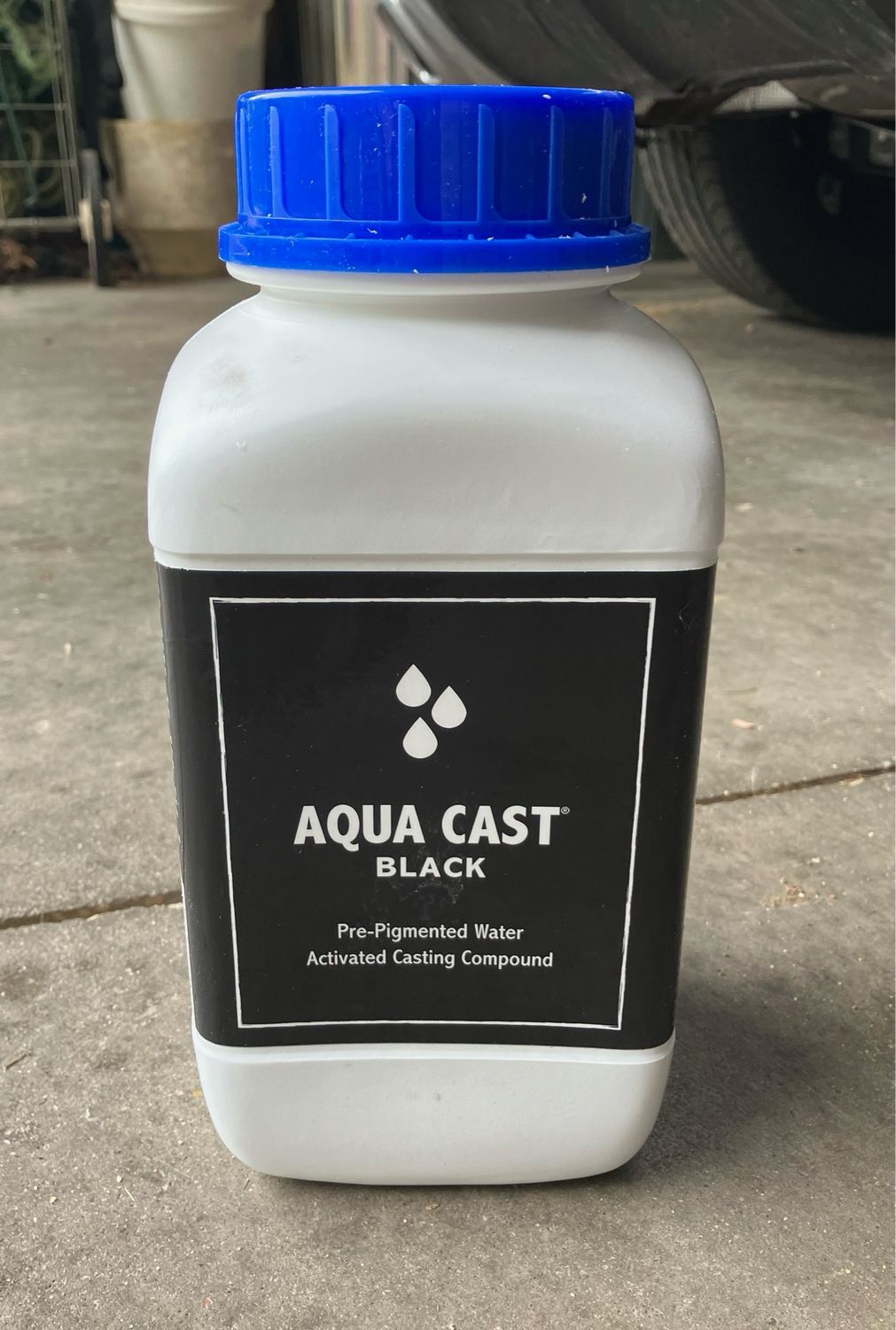 Black Aqua Cast 3kg (6.6lbs)