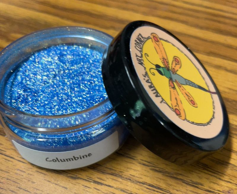 Columbine Flower (NEW)