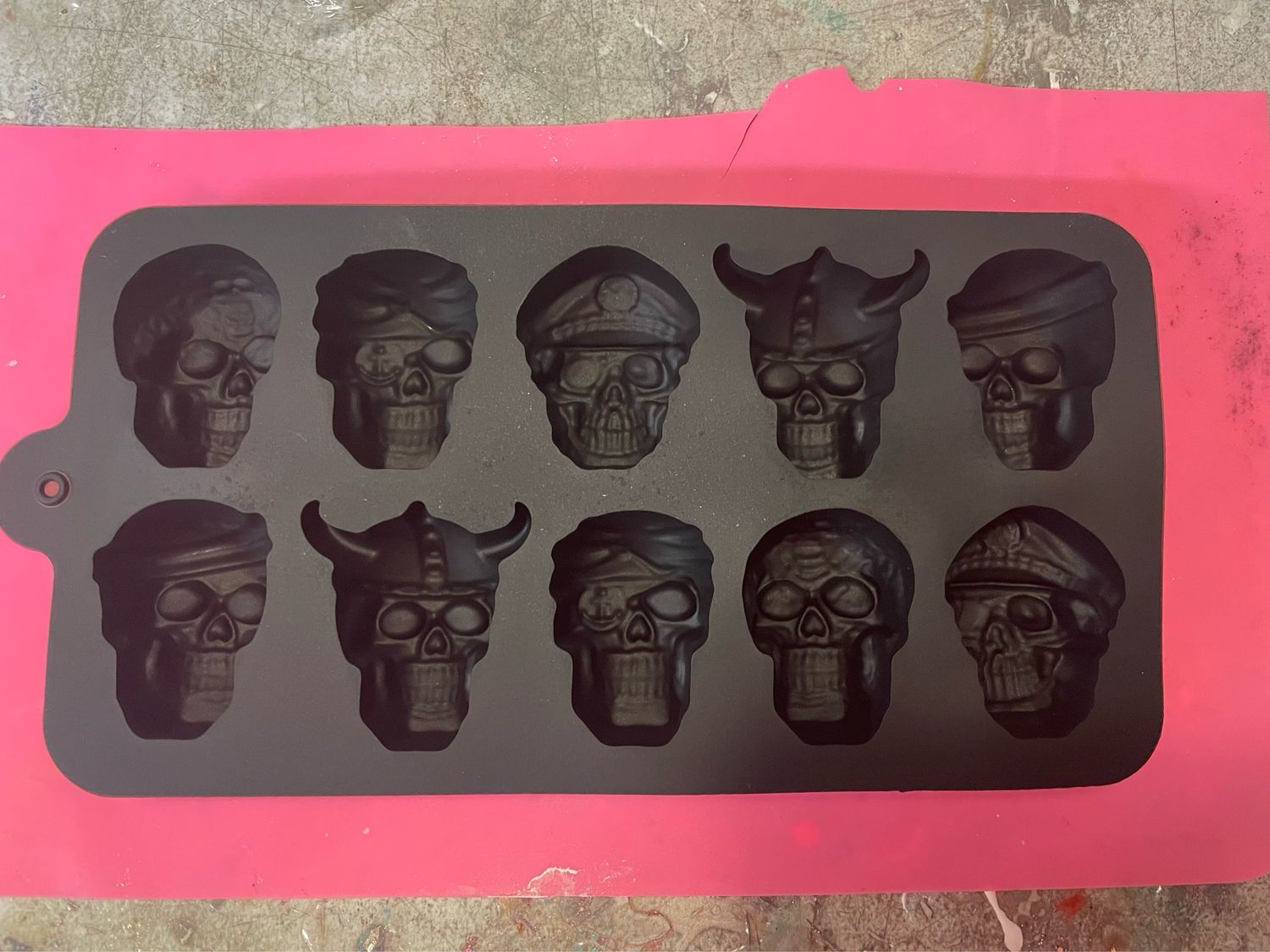 Pirate Skulls (10 In the tray)