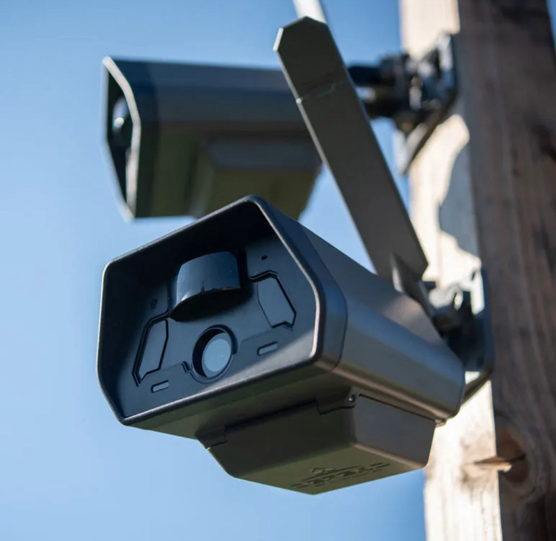 Tactacam Defend Cellular Security Camera with 32 gb sd card