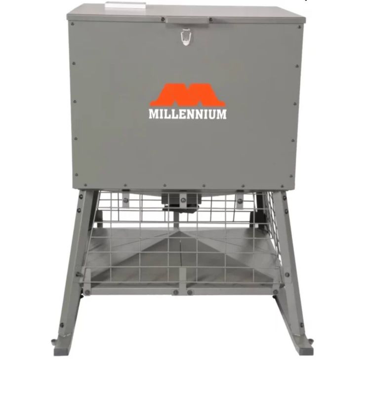 Millennium Dinner Bell 600 LB Feeder
