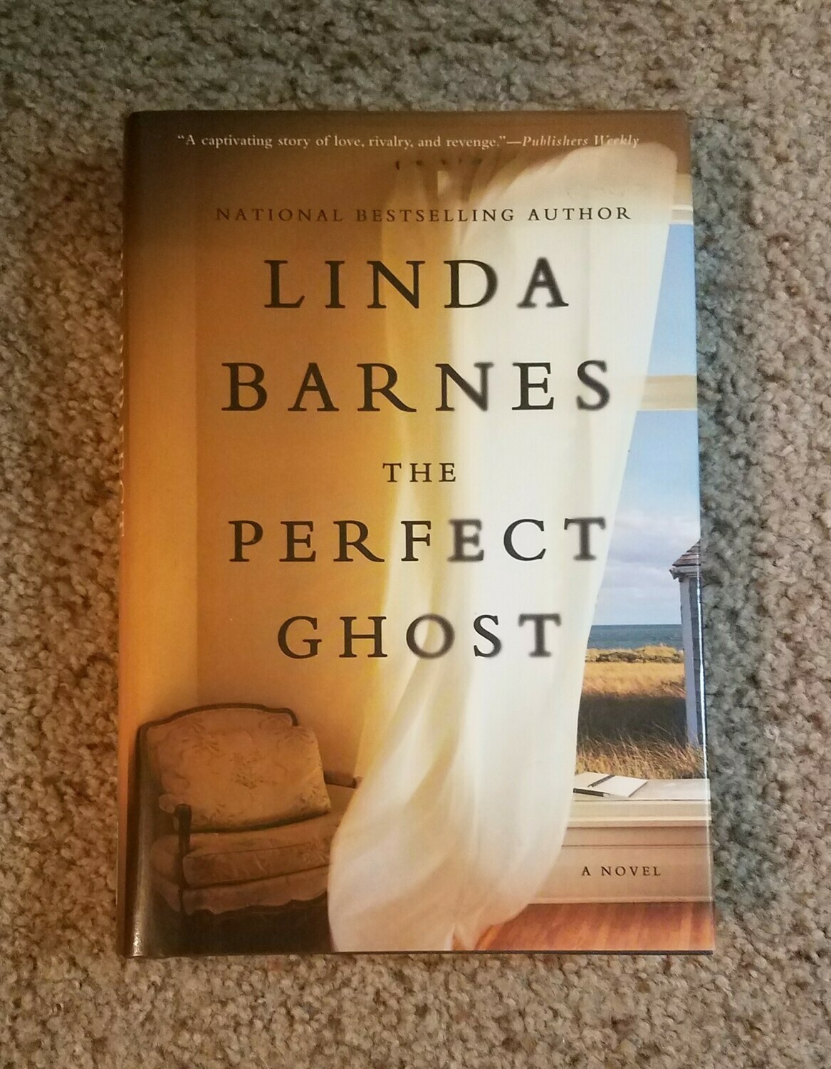 The Perfect Ghost by Linda Barnes