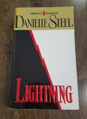 Lightning by Danielle Steel