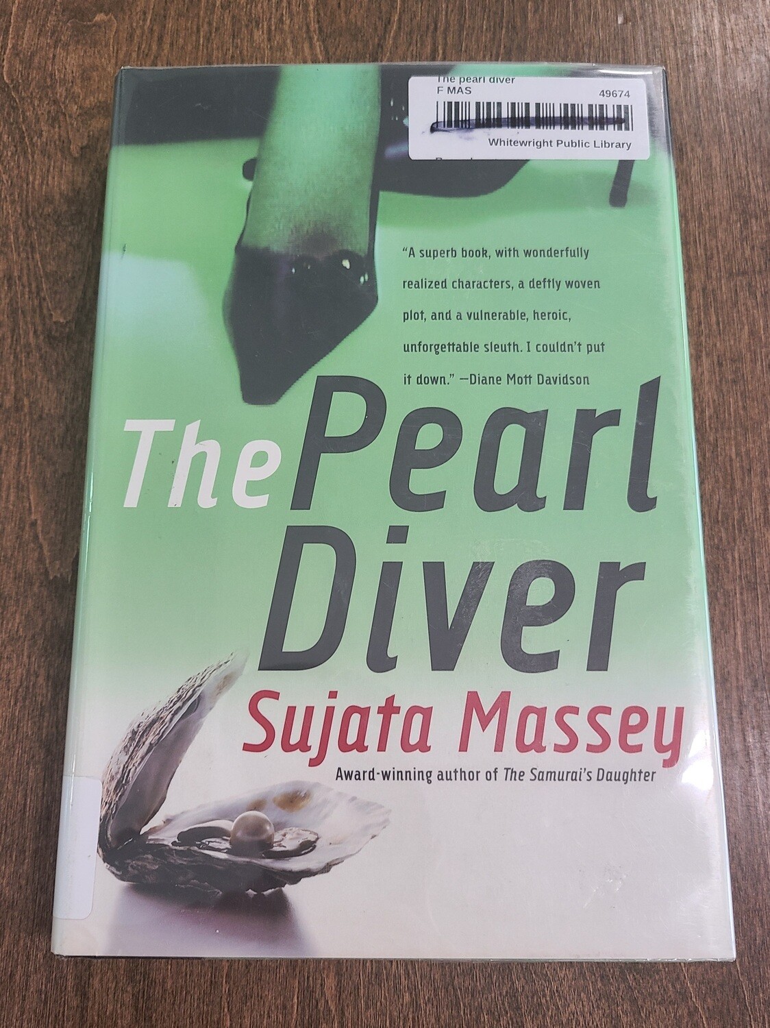The Pearl Diver by Sujata Massey