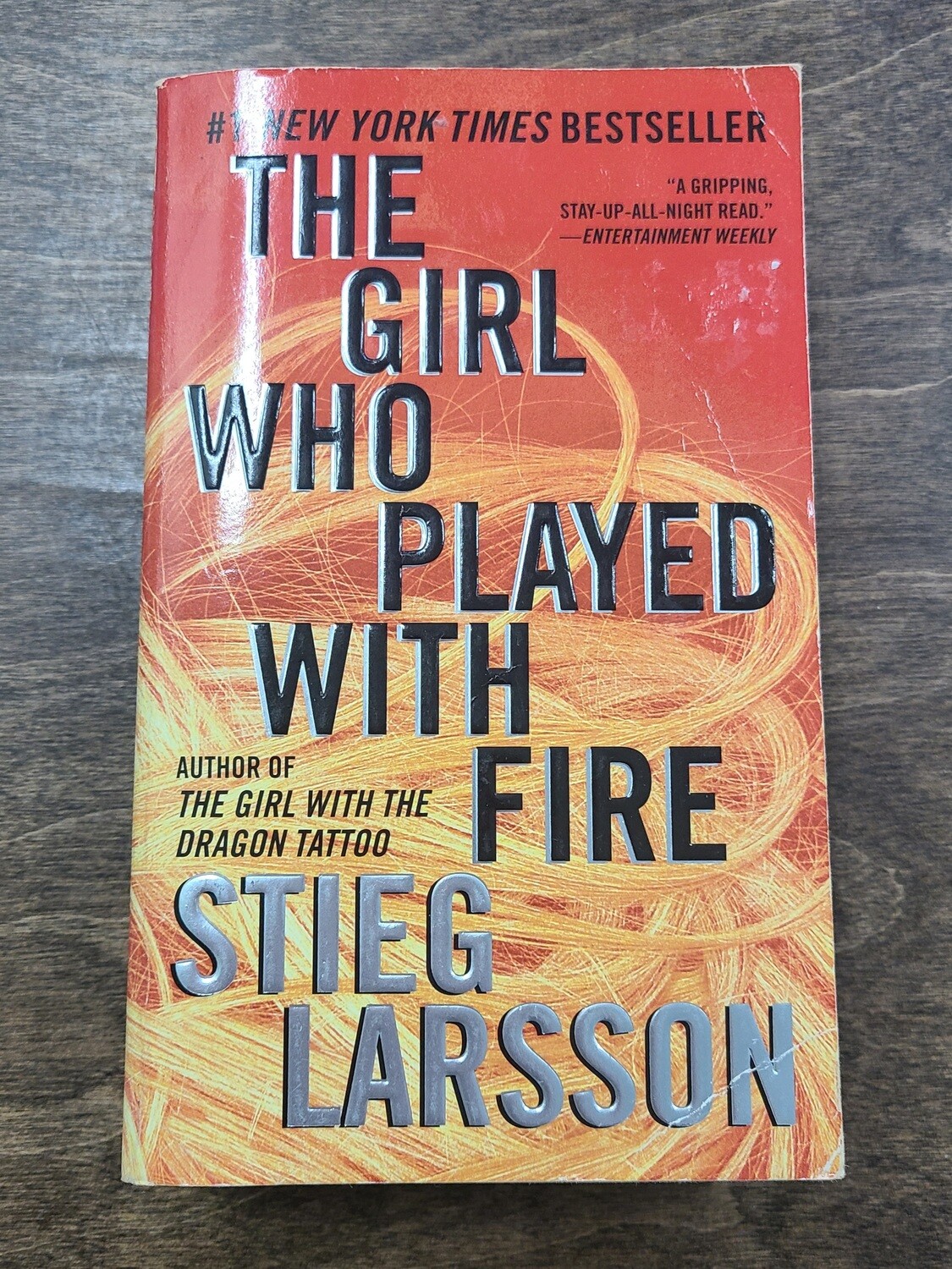 The Girl who Played with Fire by Stieg Larsson - Small Paperback