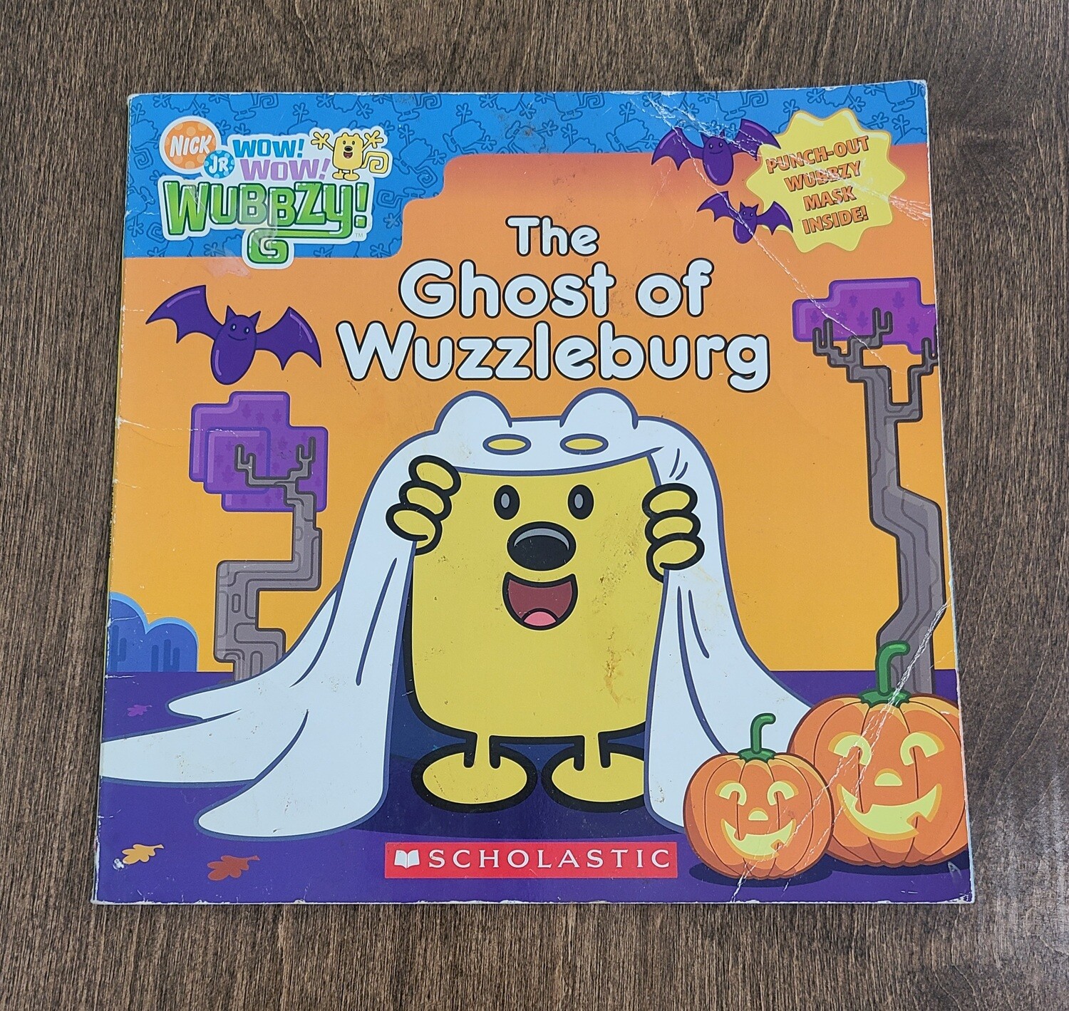 The Ghost of Wuzzleburg by Lauren Cecil