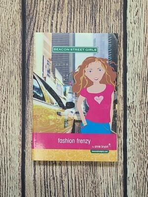 Beacon Street Girls: Fashion Frenzy by Annie Bryant