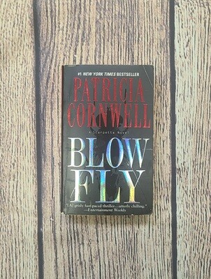 Blow Fly by Patricia Cornwell - Paperback &amp; Black/Red