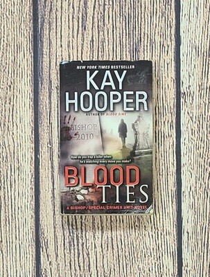 Bloodties by Kay Hooper