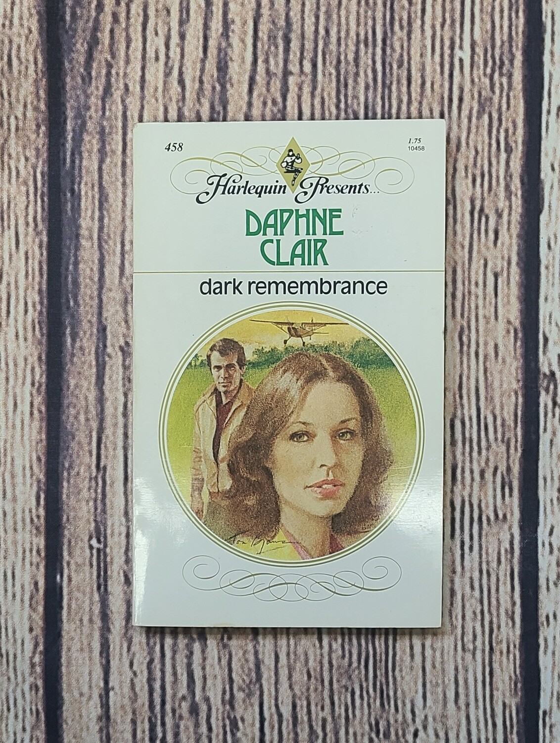 Dark Remembrance by Daphne Clair