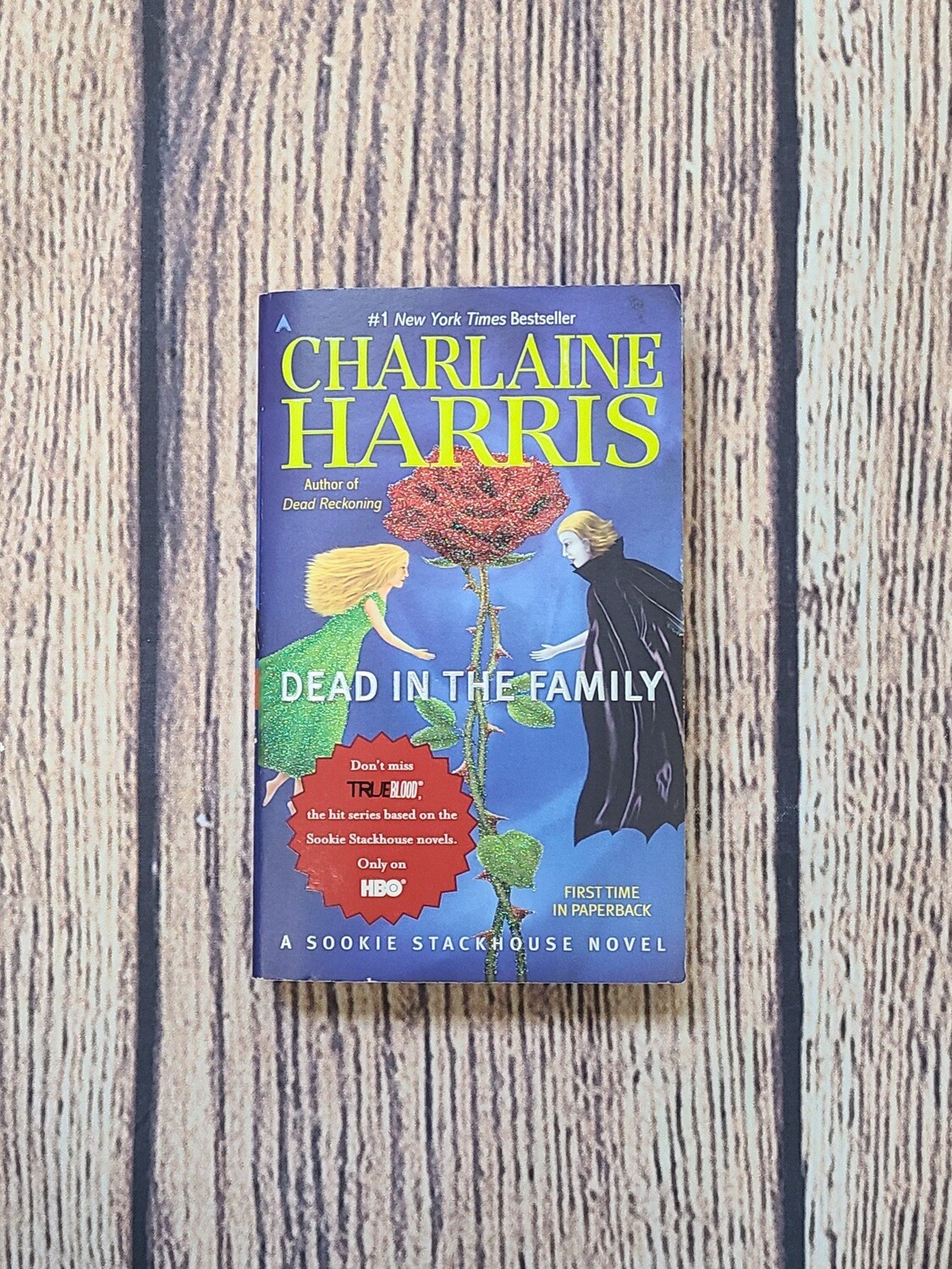 Dead In The Family by Charlaine Harris