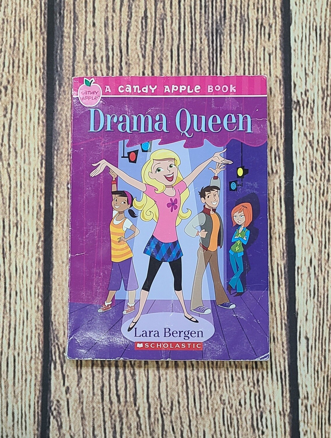 Drama Queen by Lara Bergen