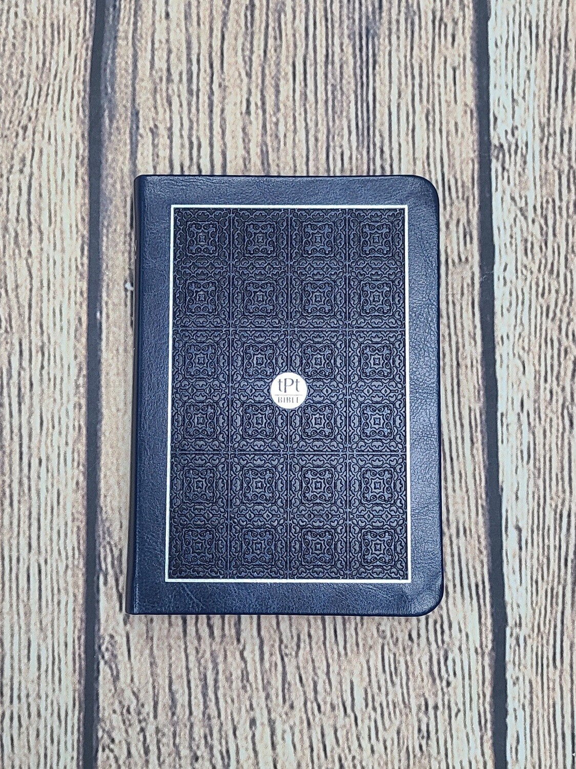 The Passion Translation - New Testament - Compact Edition: Navy Leather