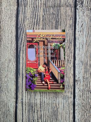 Wife Wanted in Dry Creek by Janet Tronstad - Larger Print