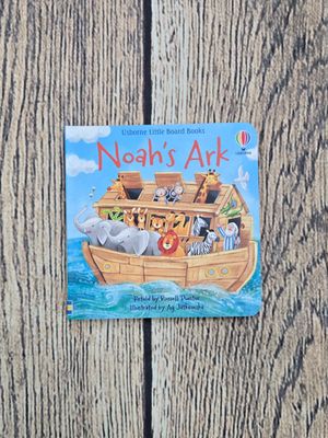Noah&#39;s Ark Retold by Russell Punter and Illustrated by Ag Jatkowska