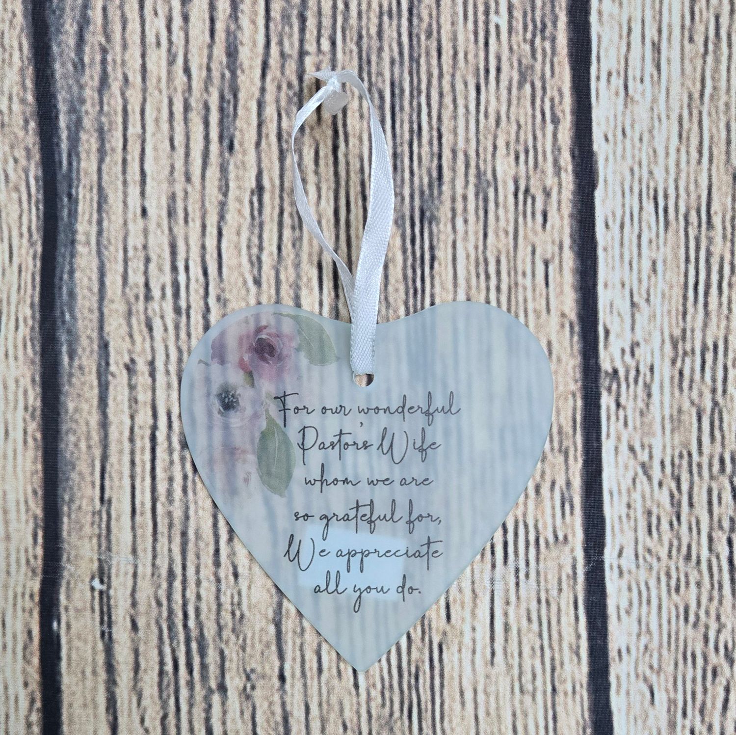 Pastor&#39;s Wife Appreciation Heart Shaped Glass Ornament