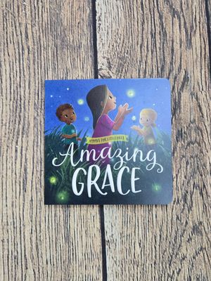 Hymns for Little Ones: Amazing Grace by Harvest House and Sydney Hanson