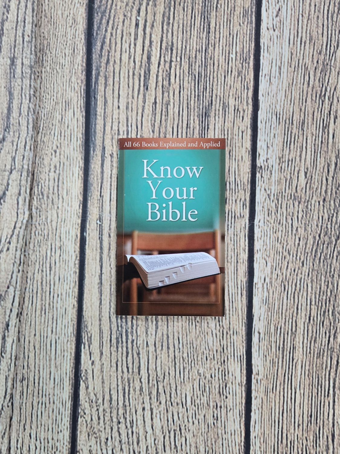 Know Your Bible by Barbour Publishing - Paperback - Great Condition