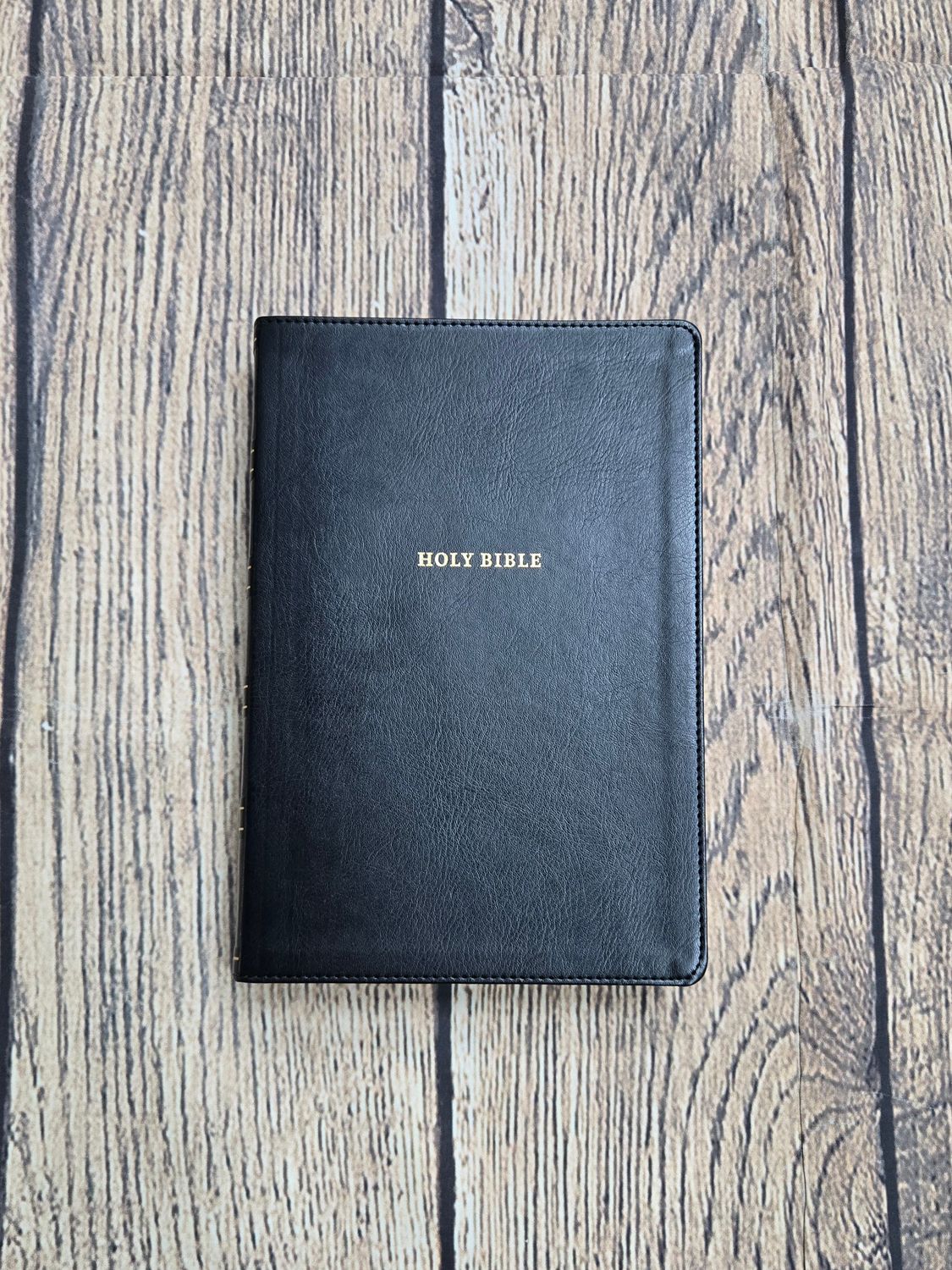 NKJV Giant Print Center-Column Reference Bible - Thumb Index - Black Leathersoft