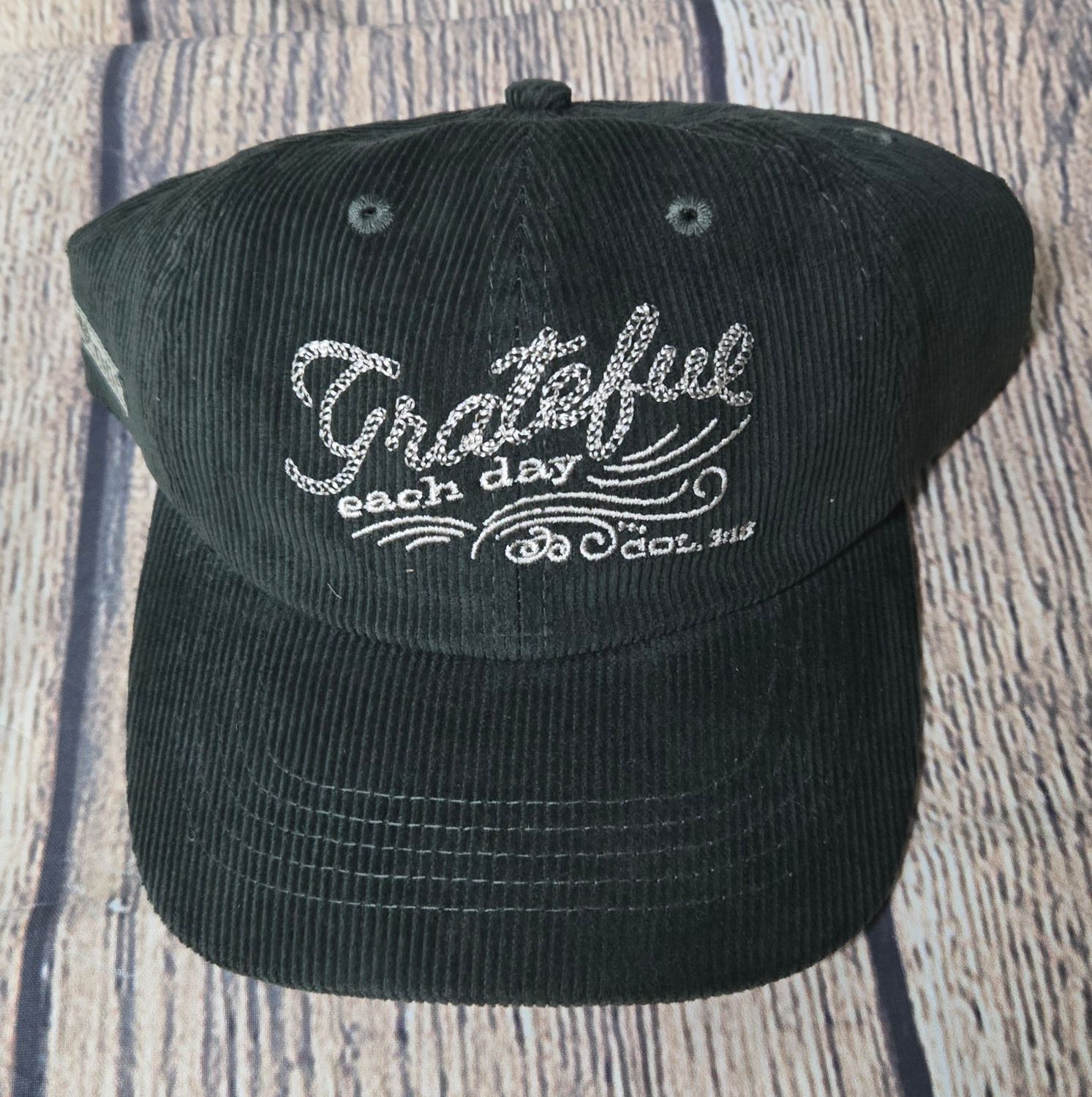 Grateful Each Day Green Women&#39;s Cap